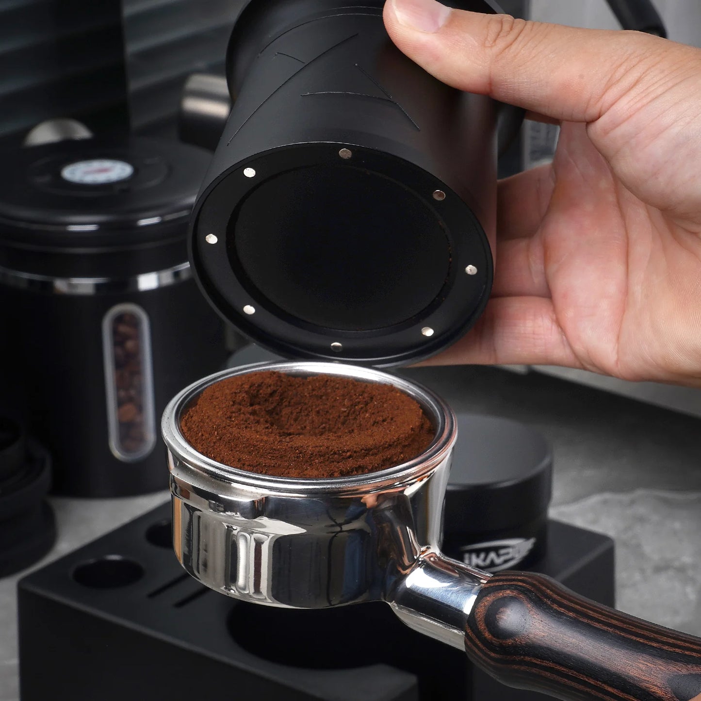 IKAPE Coffee Blind Shaker Espresso Powder Receiver Cup (Black or Silver)